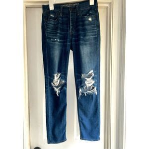 American Eagle Vintage Hi-Rise Distressed Jeans Size: 2 Regular